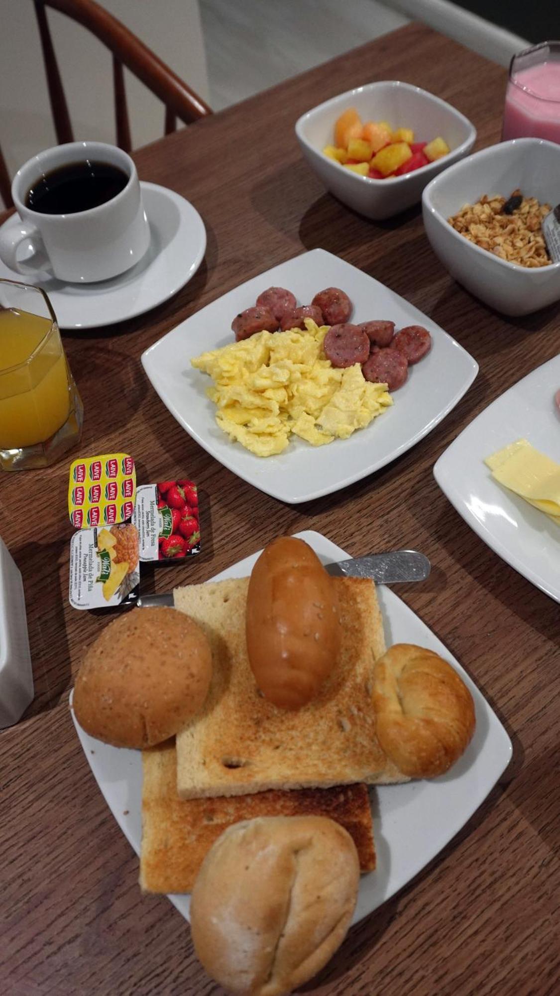Hotel Ayenda Equo Lima